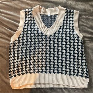 Zara Black and Cream Houndstooth Sweater Vest Dupe